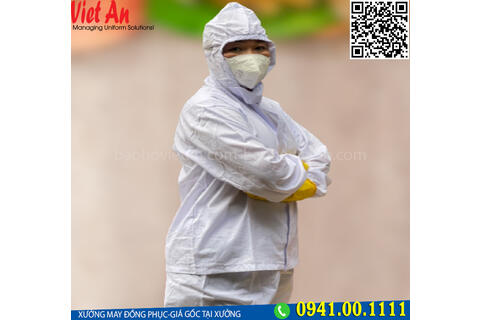 Quần Áo Thủy Sản Silk Trắng Liền Nón, Găng Tay Vàng Kèm Ủng Trắng
