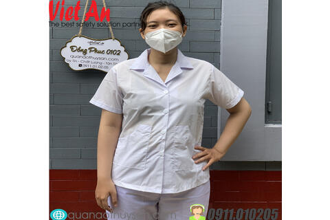 Áo Blouse Y Tá, Điều Dưỡng , Dược Sĩ - Vải Silk Đẹp Dài Ngang Mông 2 Túi Xéo